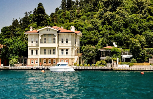 Gli yalı, le ville ottomane sul Bosforo